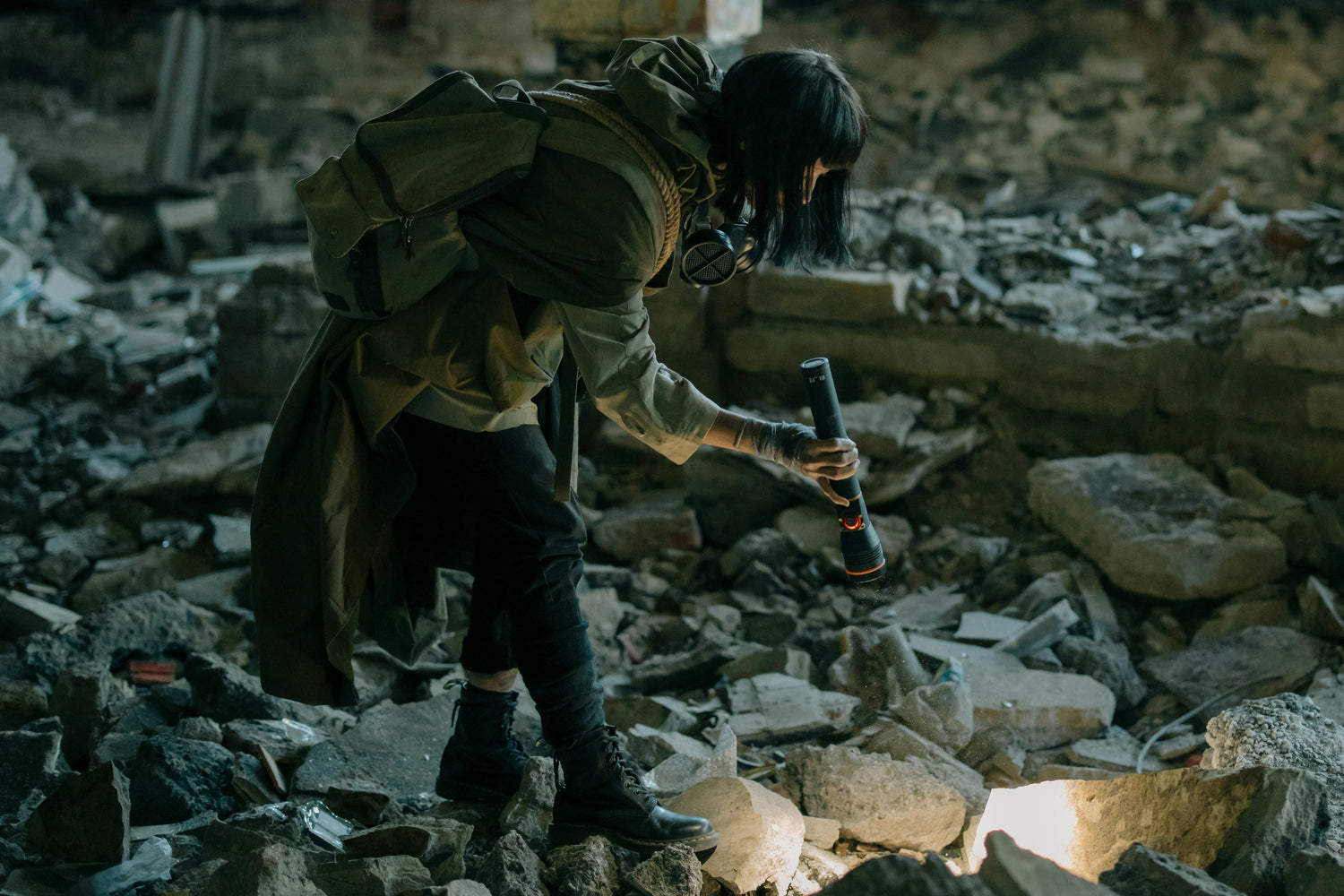 Earthquake & Building Collapse Survival